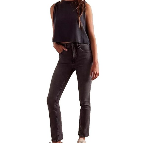 We the Free People Jeans Women's 31 Low Maintenance Mid Rise Crop Boot Black NEW - Picture 1 of 13